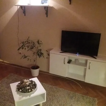 Apartment Nina *